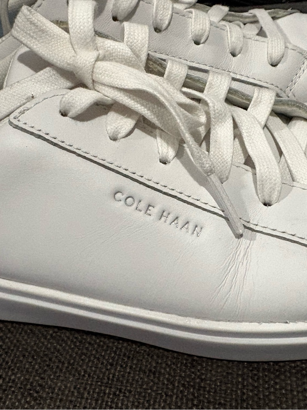 Cole Haan Women’s White Leather Sneakers Grand 360 Pre Owned Size 8 Lace Up - Picture 2 of 9